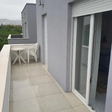 Lorii * Kaštela
